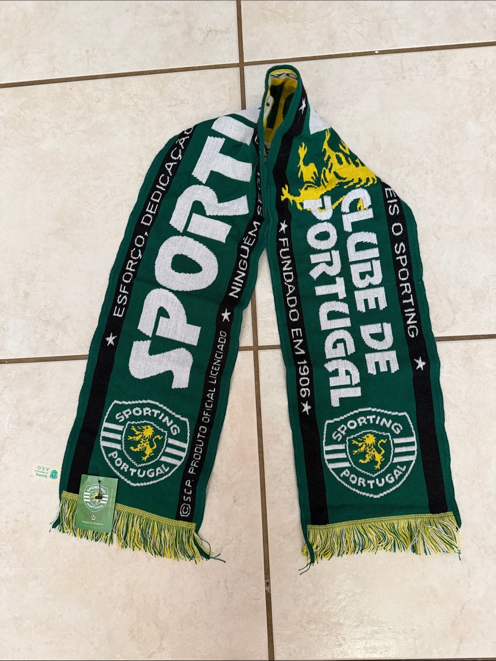 Portugal Knit Scarf Sporting Soccer Club w/Fringe Edges